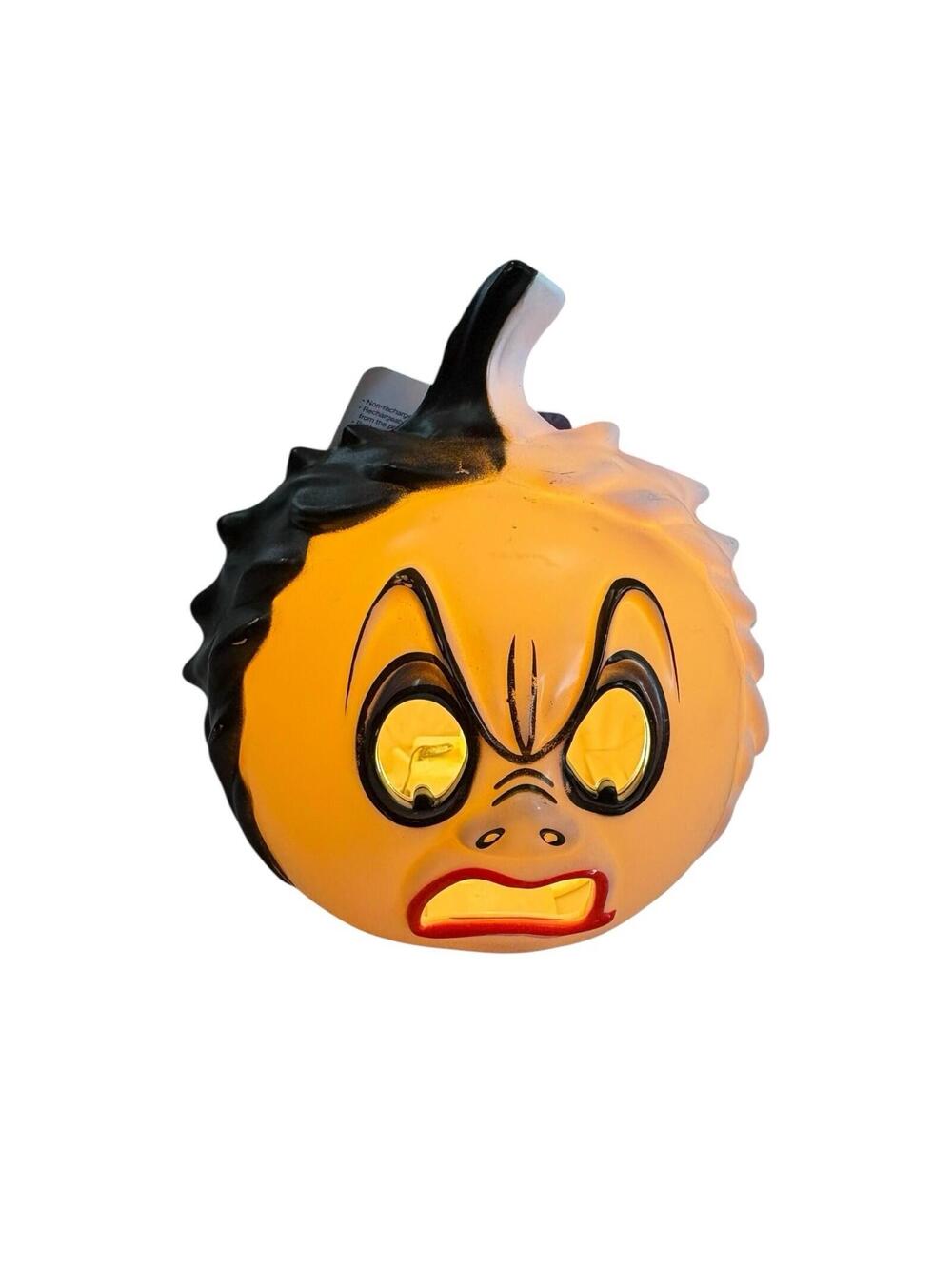 Disney Villians Cruella 101 Dalmations Pumpkin Mini Light Up Halloween Decor